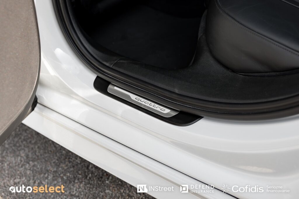 Audi A6 Avant competition 3.0 TDI DPF 326k quattro tiptronic