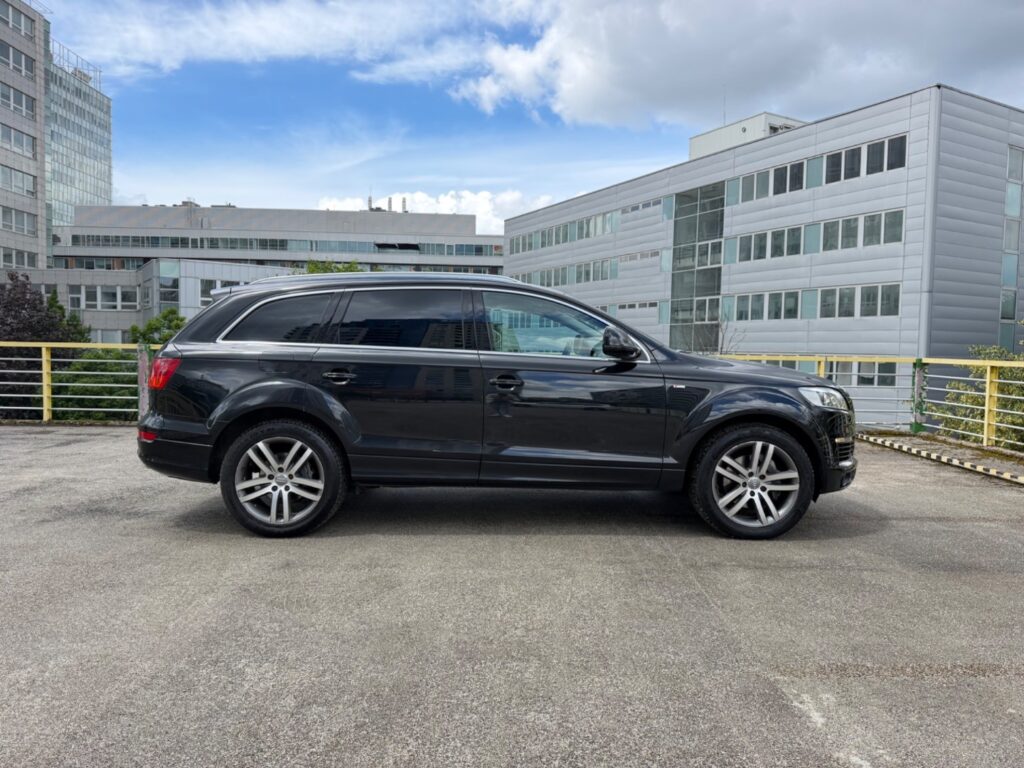 Audi Q7 3.0 TDI quattro tiptronic