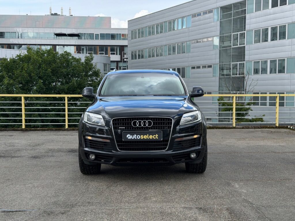 Audi Q7 3.0 TDI quattro tiptronic